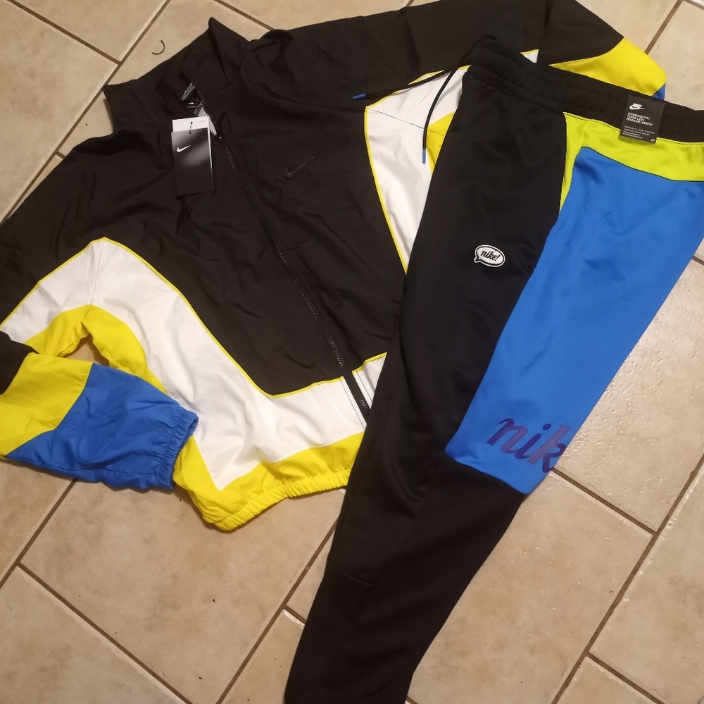 Athletic wear